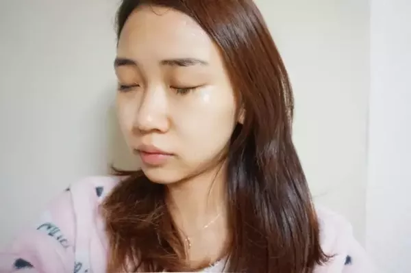 春雨黑盧卡面膜臉正在過敏可以用嗎？臉上過敏能用春雨黑盧卡面膜嗎