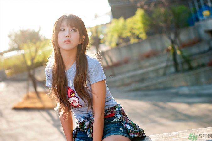 初中女生月經(jīng)不規(guī)律怎么回事？初中生月經(jīng)不準怎么辦？