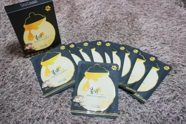 春雨黑盧卡面膜臉正在過敏可以用嗎？臉上過敏能用春雨黑盧卡面膜嗎