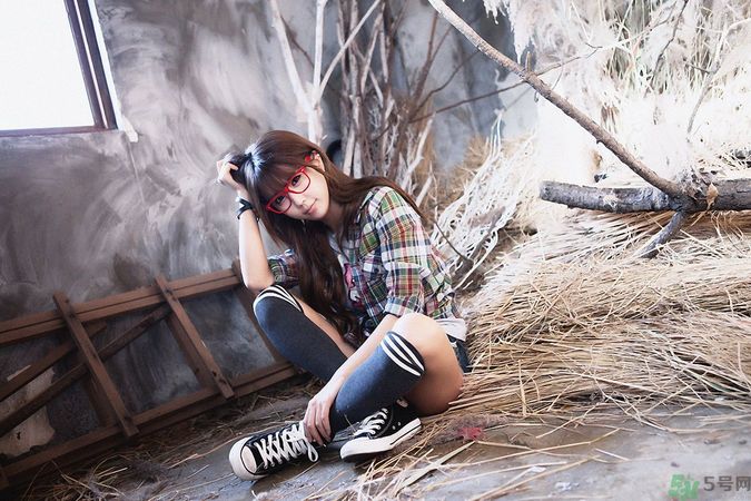 初中女生月經(jīng)不規(guī)律怎么回事？初中生月經(jīng)不準(zhǔn)怎么辦？