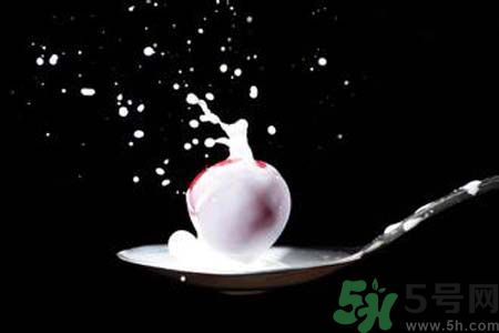 燒水壺可以煮牛奶嗎？燒水壺煮的牛奶可以喝嗎？