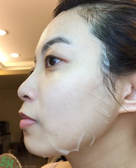 寵愛(ài)之名寵愛(ài)女孩礦物云絲面膜真假鑒別圖