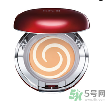 sk2棒棒糖粉凝霜好用嗎？skii粉凝霜使用方法