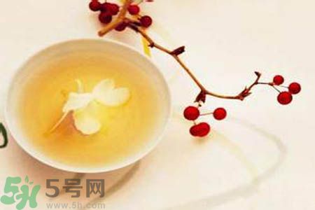 月經(jīng)期間可以喝茉莉花茶嗎？月經(jīng)期間喝茉莉花茶好不好？