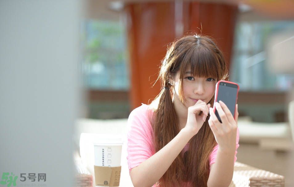 非處女的眼睛和處女的眼睛有什么不一樣？怎么樣辨別女性是不是處女？