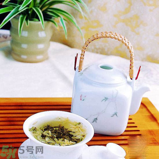 痛風(fēng)可以喝茉莉花茶嗎？痛風(fēng)喝茉莉花茶好嗎？