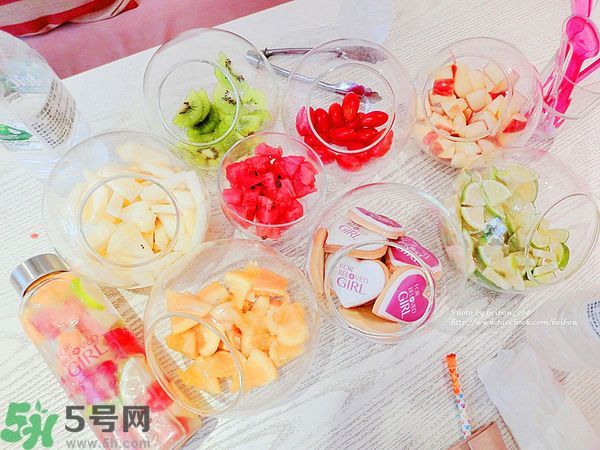 寵愛之名寵愛女孩面膜怎么樣？寵愛女孩礦物云絲面膜好用嗎？