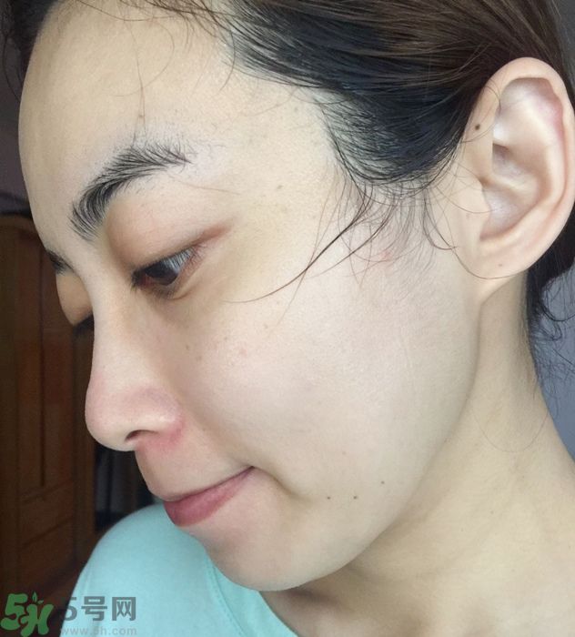 寵愛(ài)之名寵愛(ài)女孩礦物云絲面膜真假鑒別圖