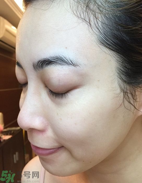 寵愛(ài)之名寵愛(ài)女孩礦物云絲面膜真假鑒別圖