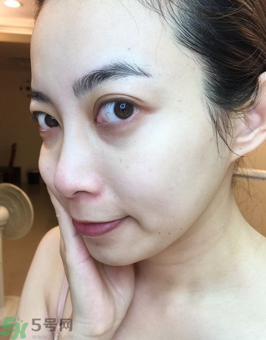 寵愛(ài)之名寵愛(ài)女孩礦物云絲面膜真假鑒別圖