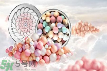  法國(guó)嬌蘭幻彩流星亮肌乳適合什么膚質(zhì)？ 敏感膚質(zhì)可以用法國(guó)嬌蘭幻彩流星亮肌乳嗎？