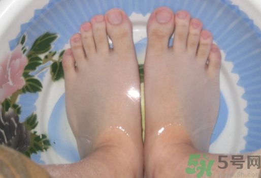 花露水可以治腳臭嗎?花露水能治腳臭嗎? 花露水可以治腳臭嗎?花露水能治腳臭嗎?