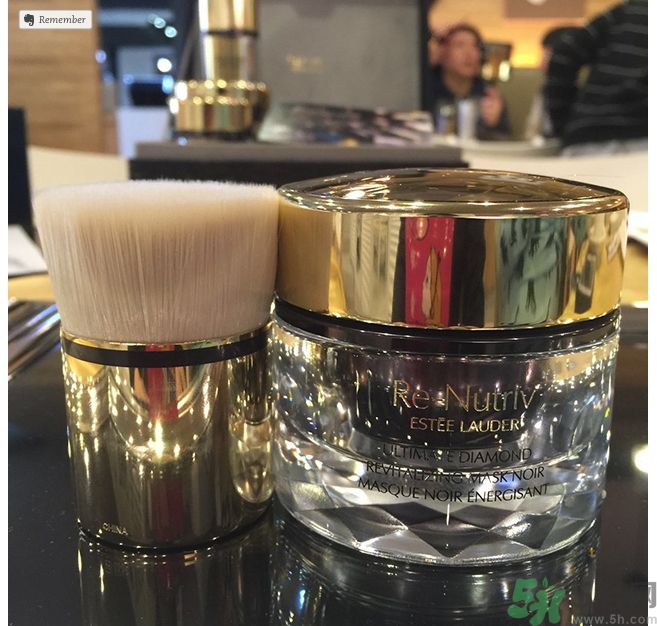 雅詩(shī)蘭黛白金級(jí)奢寵蘊(yùn)能黑鉆奢華面膜怎么樣？雅詩(shī)蘭黛白金級(jí)奢寵蘊(yùn)能黑鉆奢華面膜好用嗎？