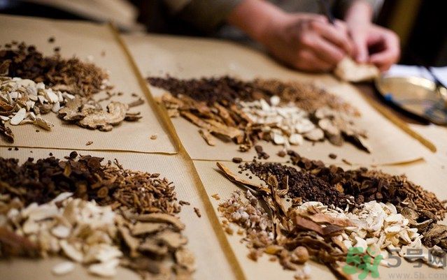 電飯煲可以熬中藥嗎?電飯煲能熬中藥嗎? 電飯煲可以熬中藥嗎?電飯煲能熬中藥嗎?