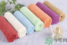 毛巾發(fā)黃是什么原因？毛巾發(fā)黃怎么辦？