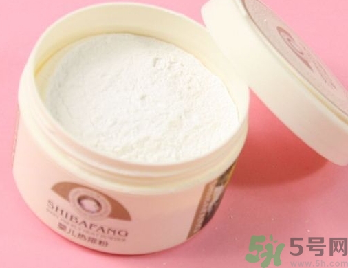 痱子粉可以擦臉嗎?痱子粉能擦臉上嗎? 痱子粉可以擦臉嗎?痱子粉能擦臉上嗎?