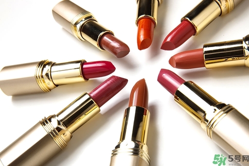 口紅能吃掉嗎？吃掉會怎么樣呢？