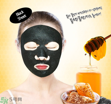 春雨黑面膜能天天用嗎？春雨黑蜂蜜面膜掉色精華液是黑色嗎？
