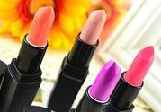 用過期的口紅會(huì)怎么樣?涂過期的口紅有什么危害?