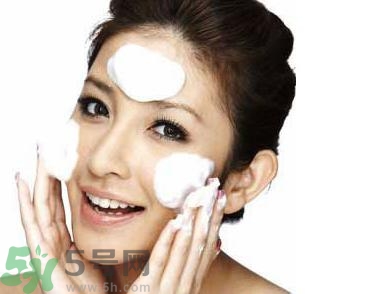 卸妝重要嗎？如何正確的卸妝？