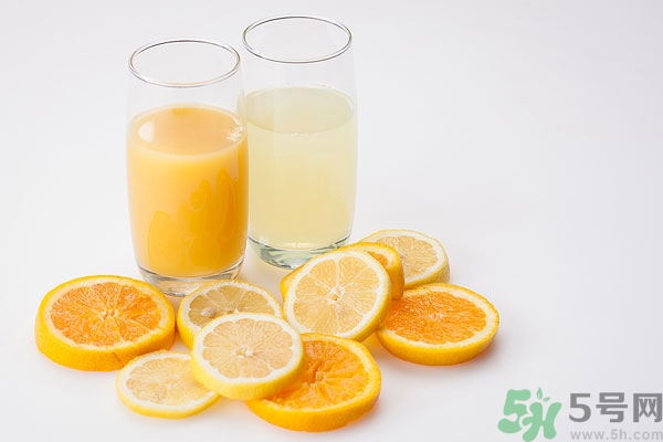 檸檬水能隔夜喝嗎？檸檬水的功效與作用