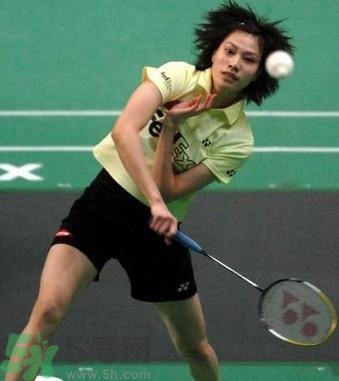 打羽毛球能減肥嗎？打羽毛球能瘦哪里？