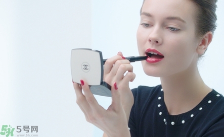 香奈兒可可小姐唇膏筆怎么樣？香奈兒可可小姐唇膏筆好用嗎？
