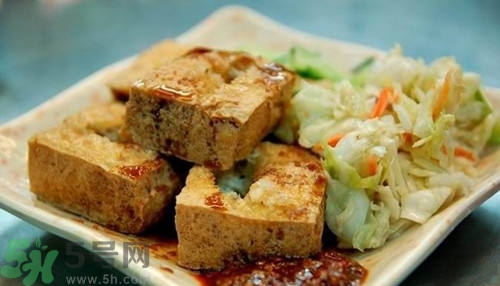 臭豆腐有營養(yǎng)嗎?臭豆腐有什么營養(yǎng)價(jià)值 臭豆腐有營養(yǎng)嗎?臭豆腐有什么營養(yǎng)價(jià)值