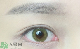 單眼皮怎么變雙眼皮了？單眼皮上面有一條線