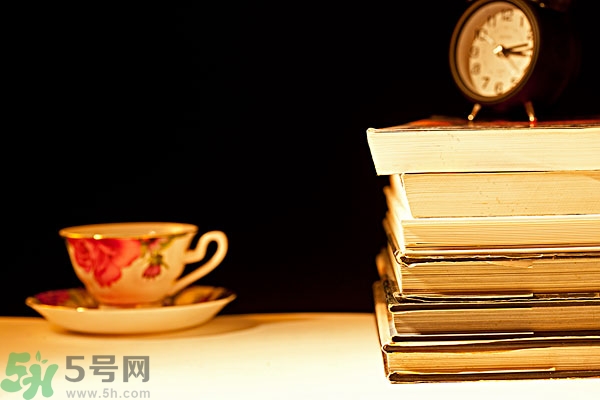 熬夜第二天怎么保持精神？熬夜第二天頭疼怎么辦？