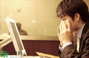 熬夜眼睛腫了怎么辦？熬夜眼睛紅了怎么辦？