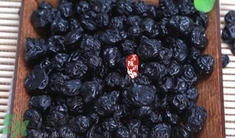 藍莓李果的核能吃嗎?藍莓李果的核可以吃嗎? 藍莓李果的核能吃嗎?藍莓李果的核可以吃嗎?