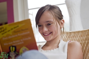 13歲女生胸部發(fā)育了正常嗎？13歲女生胸部發(fā)育要注意什么？