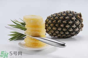 早上起來吃菠蘿好嗎？早餐吃菠蘿好嗎？