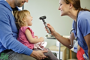 ?皰疹性咽峽炎有什么癥狀？寶寶?皰疹性咽峽炎癥狀