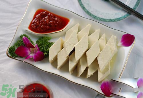 腎結石可以吃豆腐嗎？腎結石吃豆腐好嗎？