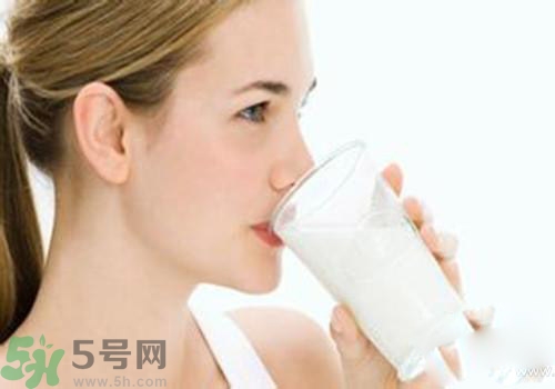 羊奶是酸性還是堿性？羊奶是堿性嗎？