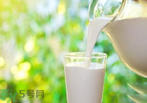 羊奶是酸性還是堿性？羊奶是堿性嗎？