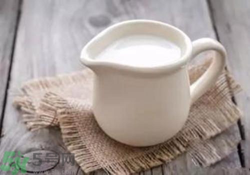 喝羊奶會(huì)上火嗎？喝羊奶上火了怎么辦？