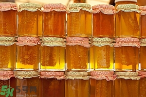 蜂蜜水一天喝幾次最好？一天喝多少蜂蜜水最好？