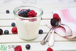 酸奶一天喝多少合適？一天喝多少酸奶最好？