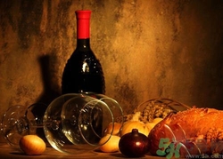 喝酒前吃什么不容易醉酒？喝酒前吃什么不容易醉？