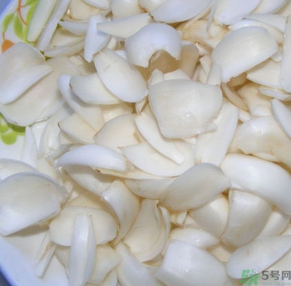 鮮百合怎么去苦味？鮮百合的做法