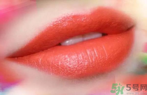 怎么選擇適合自己的口紅顏色？口紅顏色怎么選？