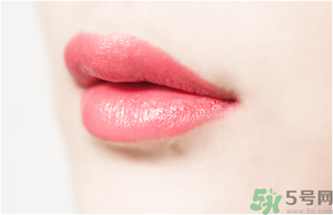 怎么選擇適合自己的口紅顏色？口紅顏色怎么選？