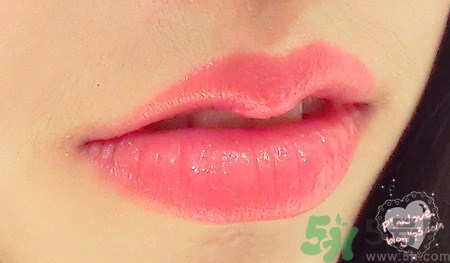 怎么選擇適合自己的口紅顏色？口紅顏色怎么選？