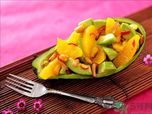 發(fā)燒能吃水蜜桃嗎？發(fā)燒吃水蜜桃好嗎？