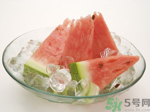 冰西瓜孕婦能吃嗎?孕婦吃冰西瓜會怎么樣 冰西瓜孕婦能吃嗎?孕婦吃冰西瓜會怎么樣