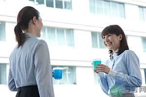 怎么和新同學(xué)聊天？怎么和新同學(xué)相處？