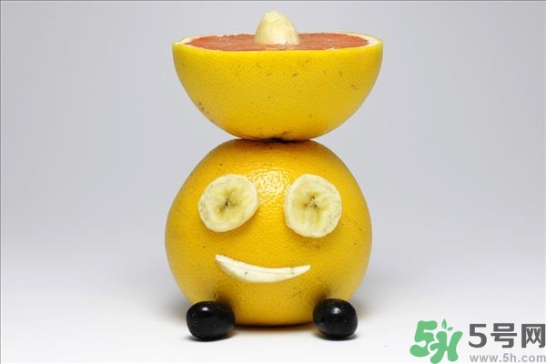 柚子是熱性的嗎？吃柚子要注意什么？